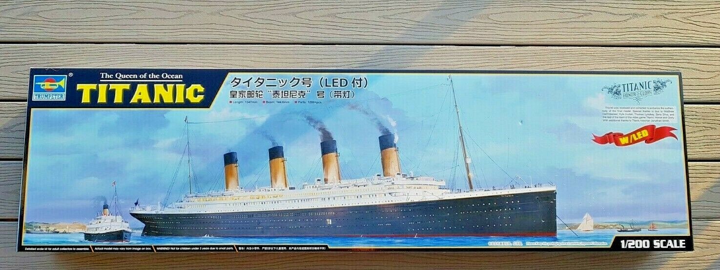 TRUMPETER 1/200 TITANIC The Queen Of the Ocean liner 03719 P/E PARTS &LED LIGHTS