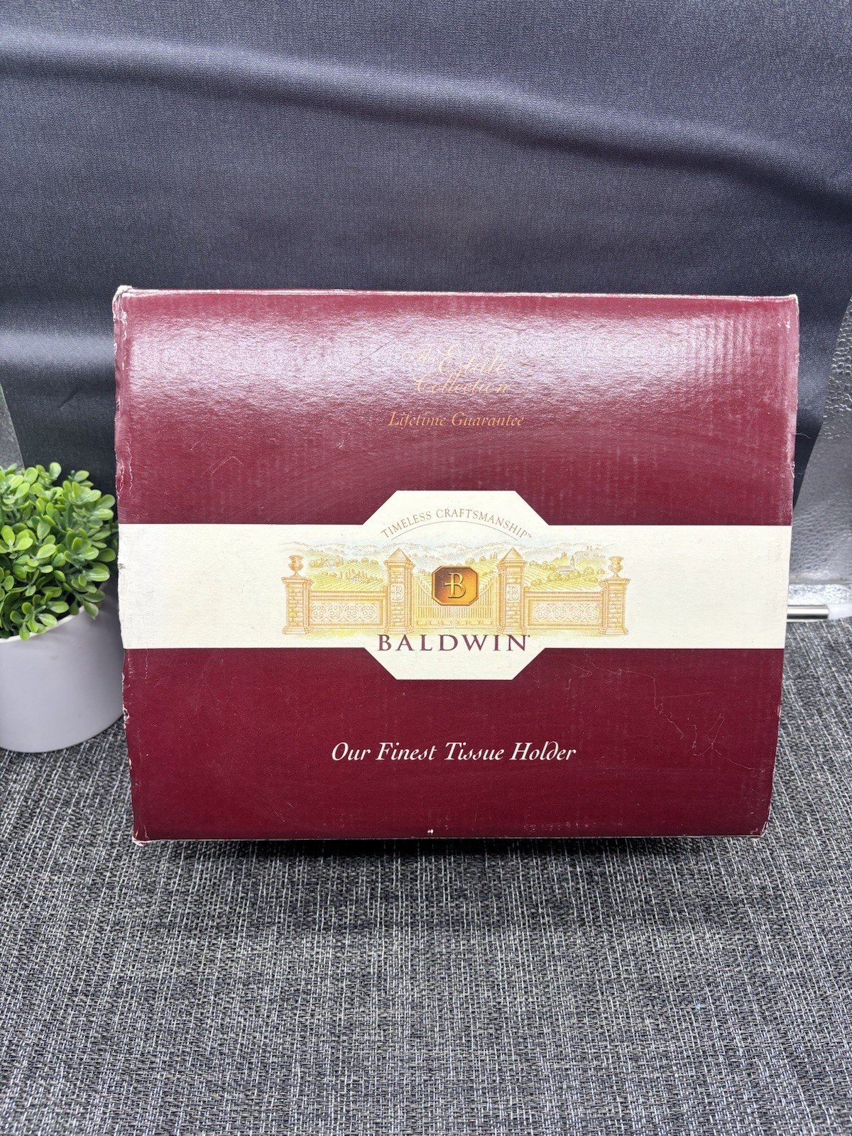 Baldwin Brass Polished Brass Tissue Roll Holder PEYTON NIB