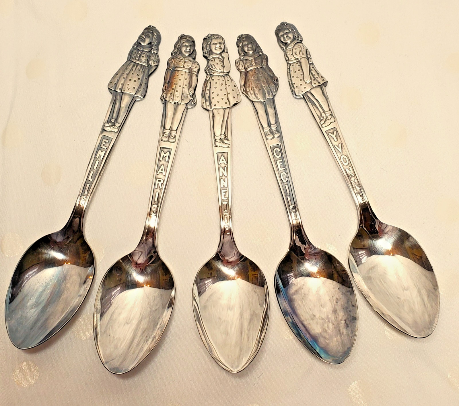 Carlton Silver Plate DIONNE Quints Quintuplets Sisters Girls Spoon 5 Set 1940’s