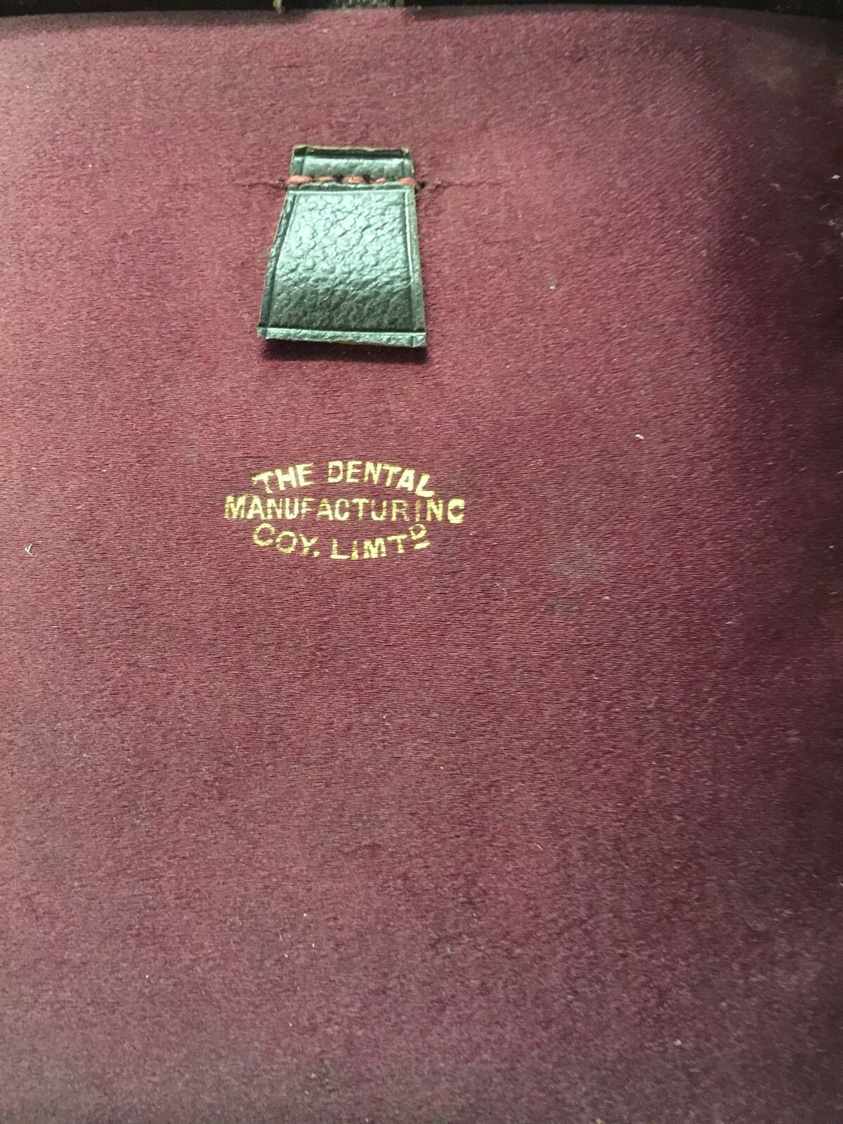 antique Ash's cohesive gold foil - dental