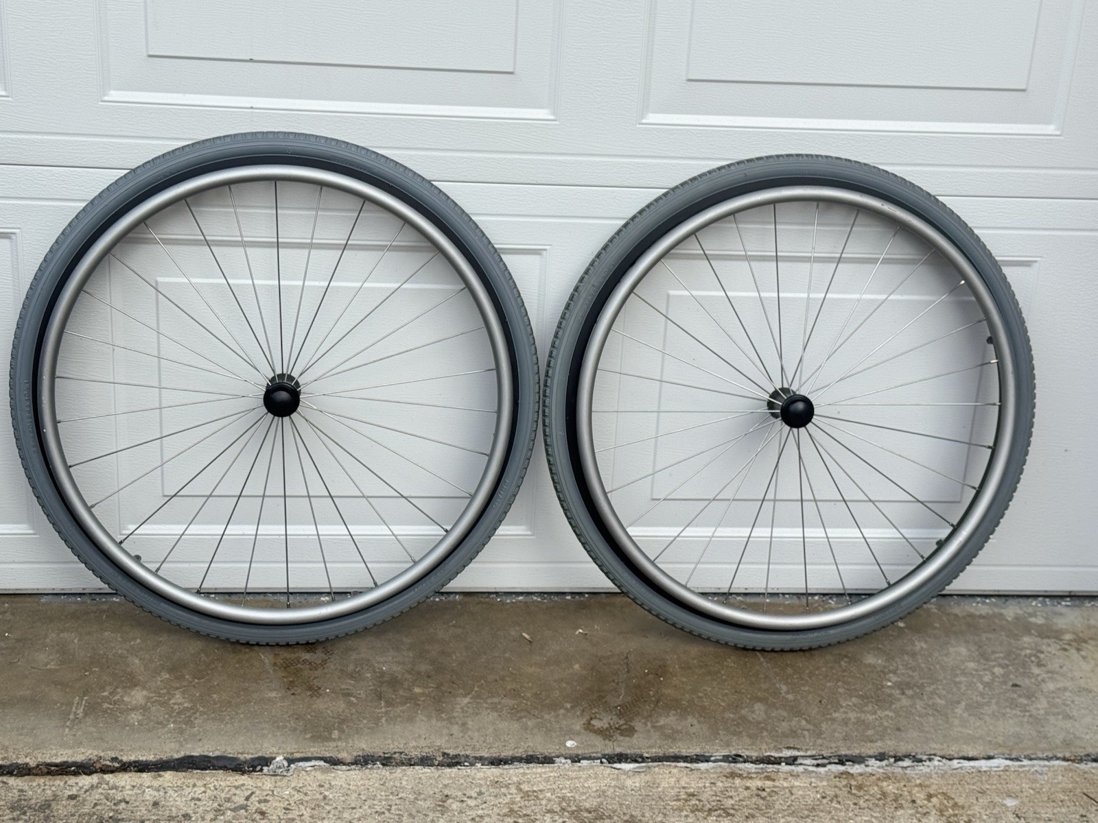 Pair 24” Wheelchair Wheels Flat-Free Tire KI Mobility Quickie TiLite W/ Axle Pin