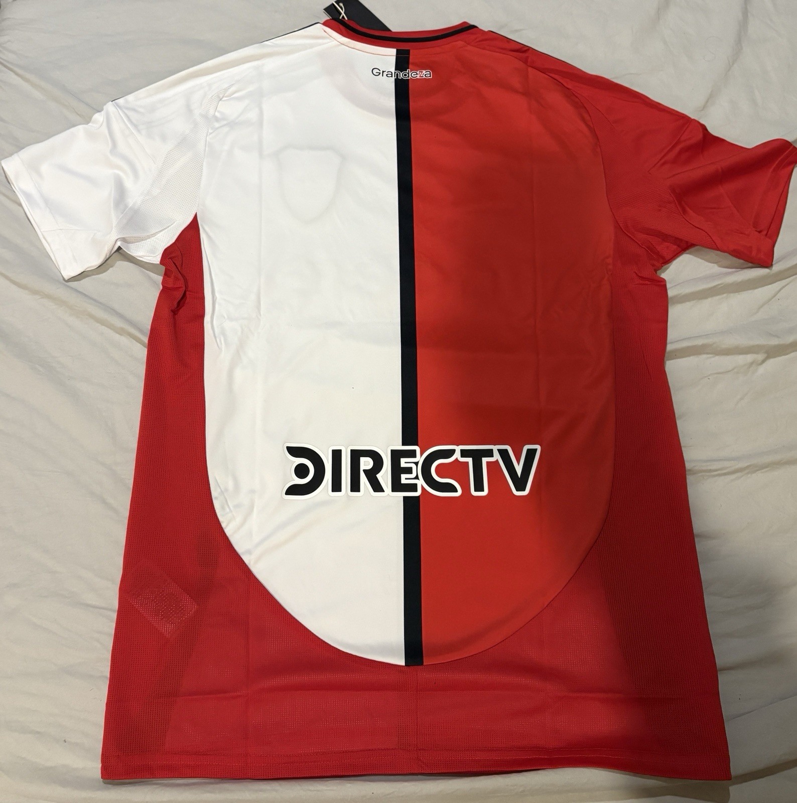 2024/25 Men’s Medium River Plate Third Kit Jersey Red/White Brand New with Tags