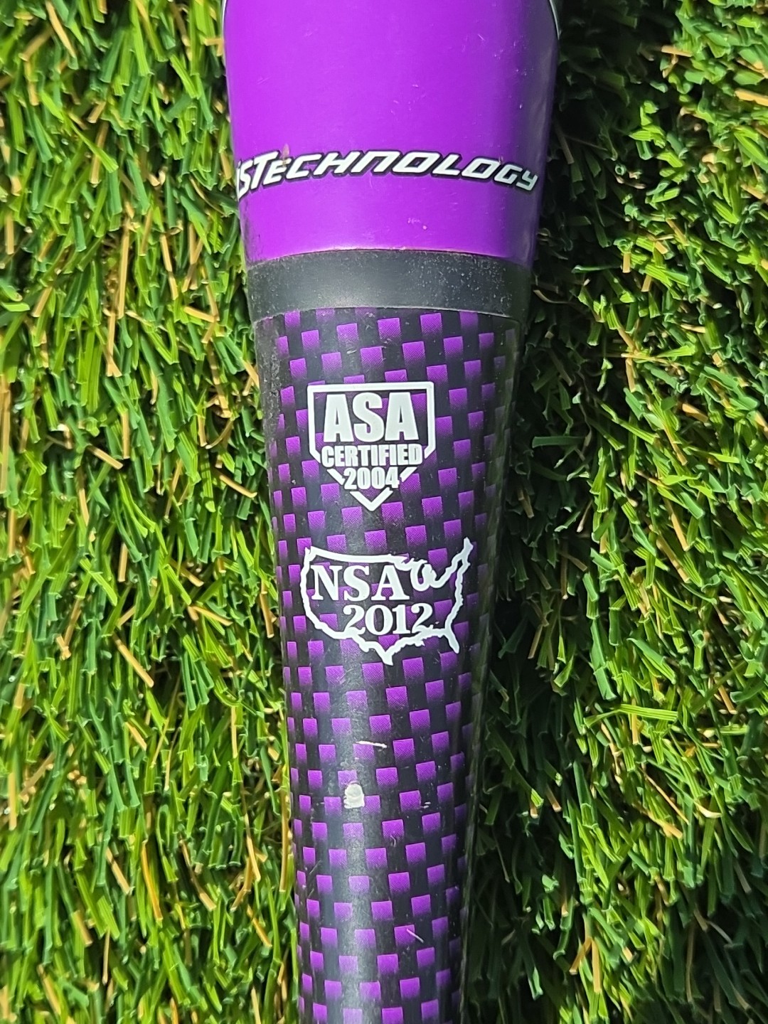 Louisville Slugger Xeno Fastpitch Softball Bat 31 in/21 oz -10 FPXN14-RR Purple