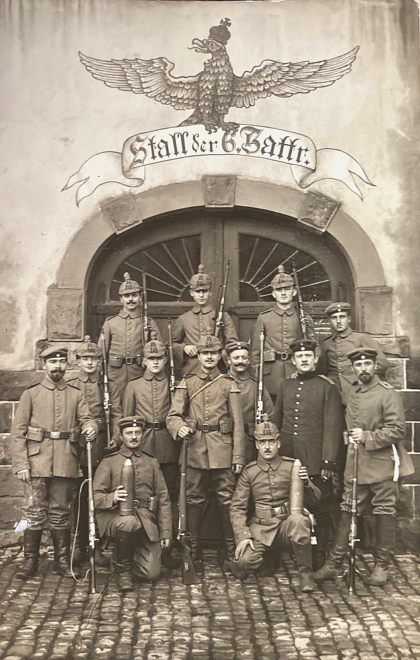 WW2 GERMAN LEADER'S WW1 - 16TH BAVARIAN RES. INF. REGT. IN MUNICH PHOTO POSTCARD