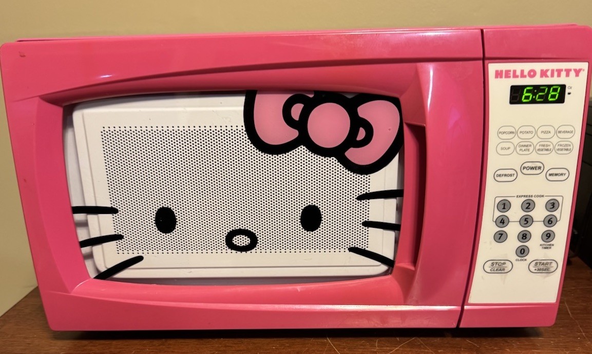 RARE Hello Kitty Hot Pink Microwave Collectable 2011 - Great Working Condition