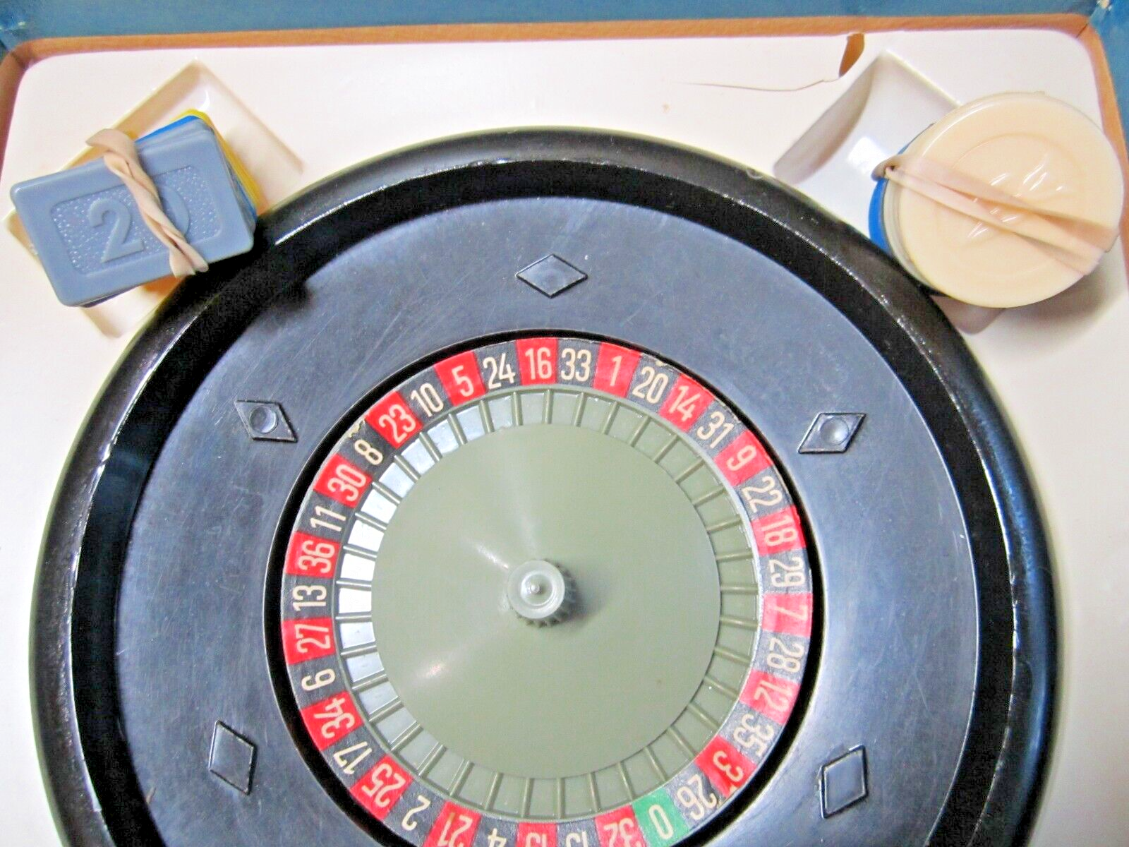 Vintage Roulette 1940s German Game Missing Part original chips box WORKS