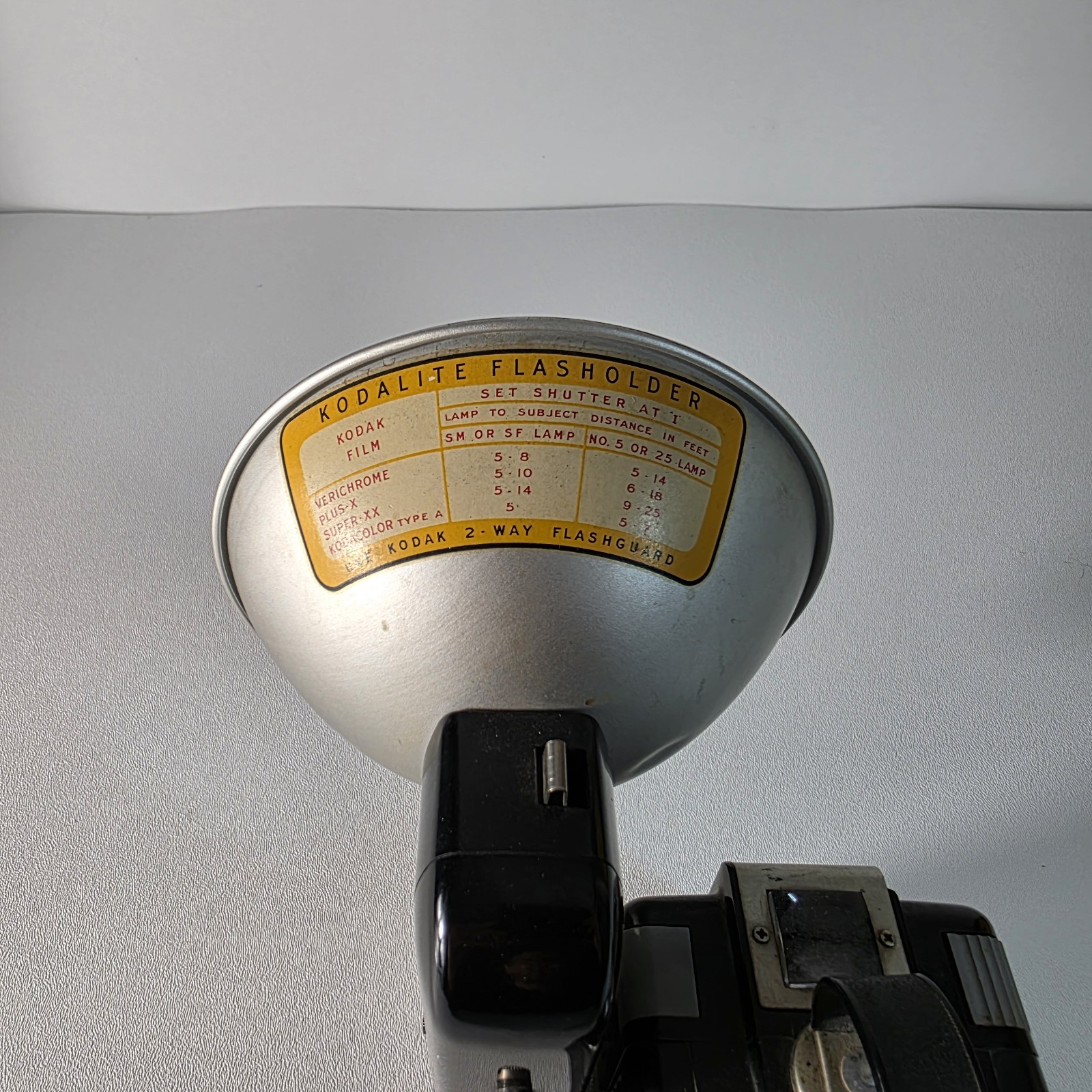 Antique Vintage Kodak Brownie Hawkeye Camera Flash Model