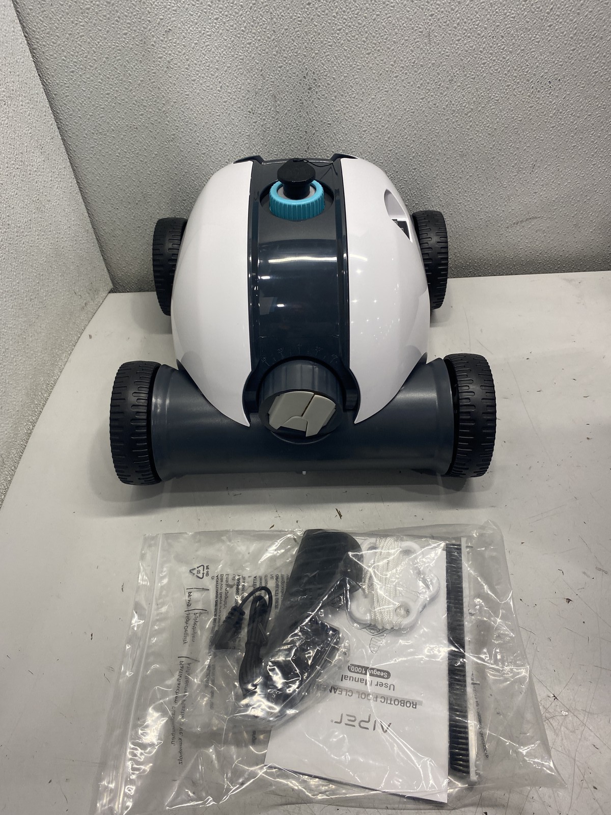 AIPER Seagull 1000 Cordless Pool Vacuum Robot