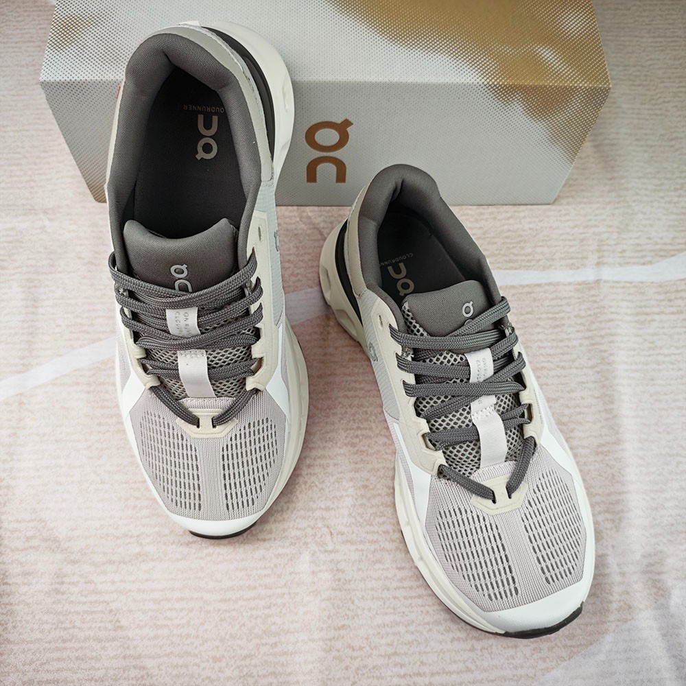 On-Cloudrunner 2 Frost | White Sneakers Women Standard Running Shoes Size 7/8/9