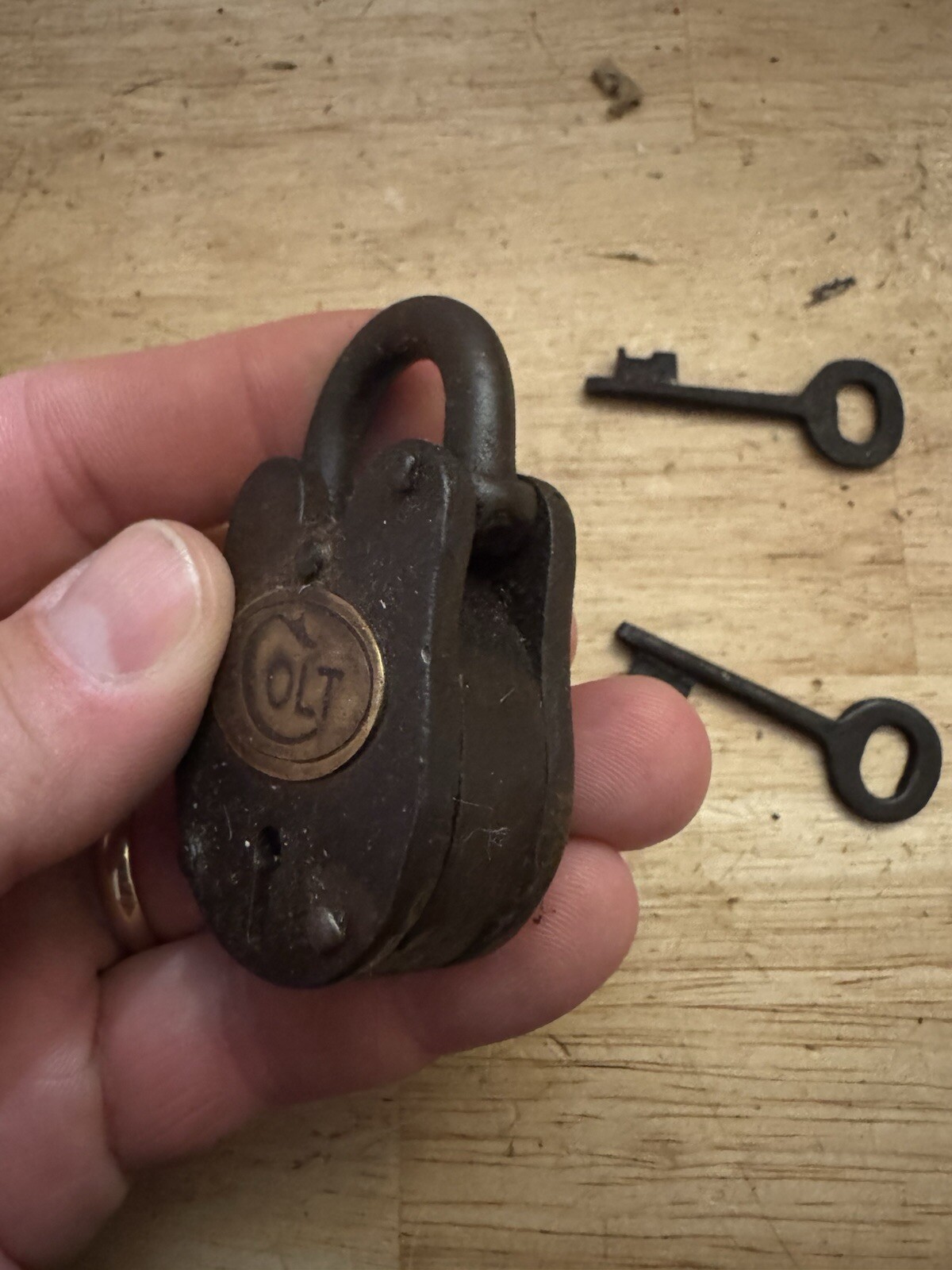 Colt Rifle Padlock Lock Set Gun Firearm Wyatt Earp Memorabilia Keys Home Decor