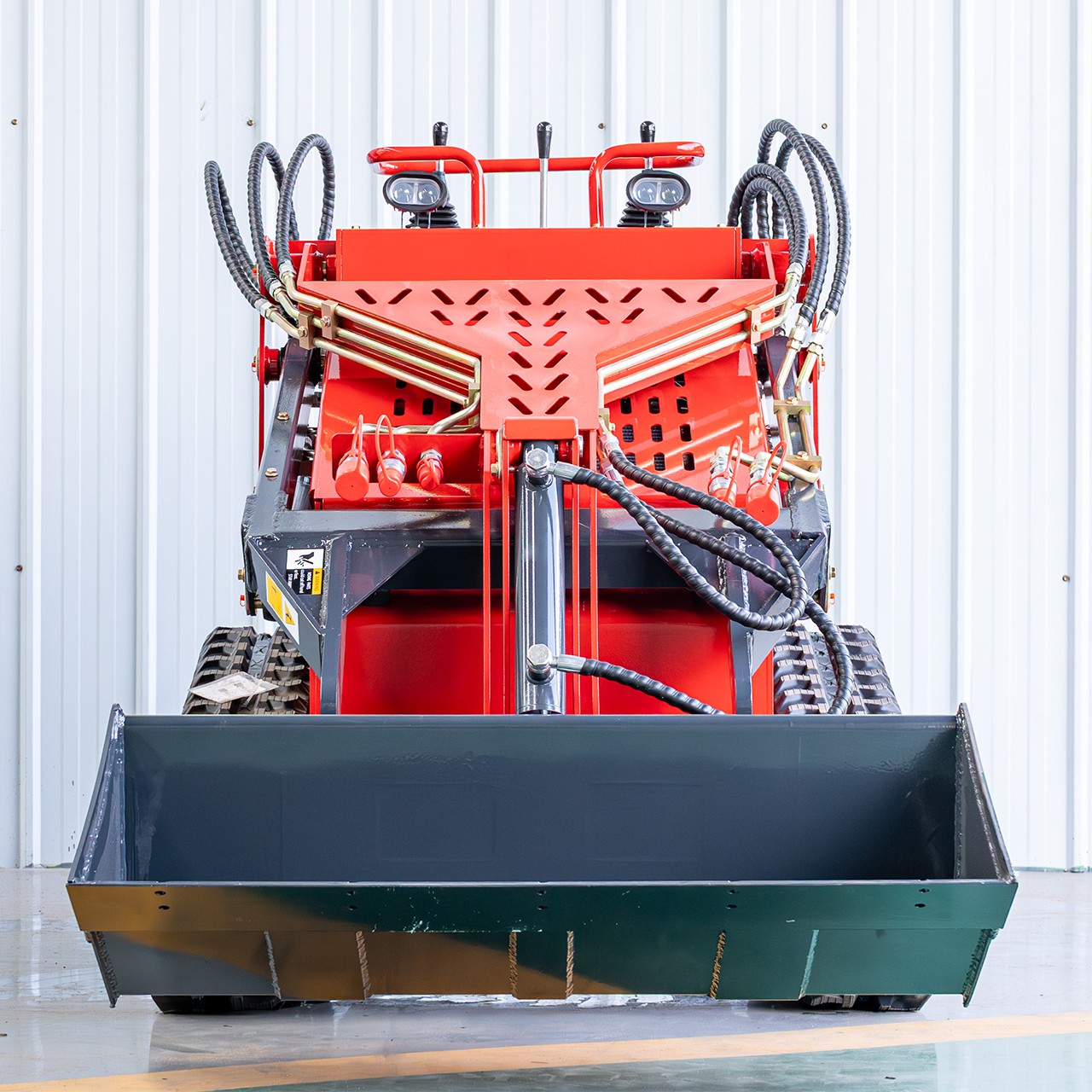 2025 EPA 1.5 Ton Crawler Mini Skid Steer Loader 23HP New