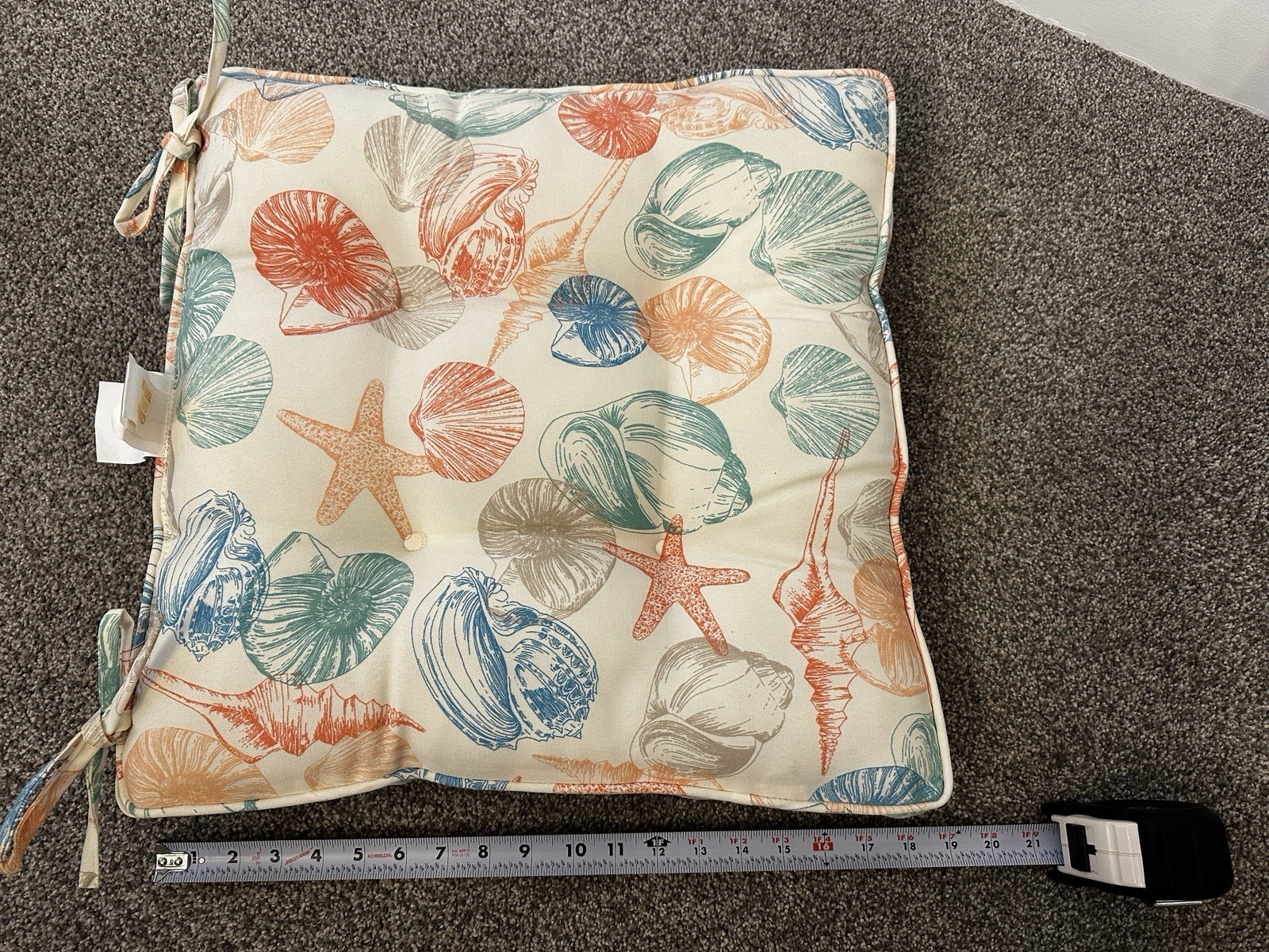 OUTDOOR Patio CHAIR Tufted CUSHIONS (4) & Love Seat (1) BRAND NEW - 5 Total