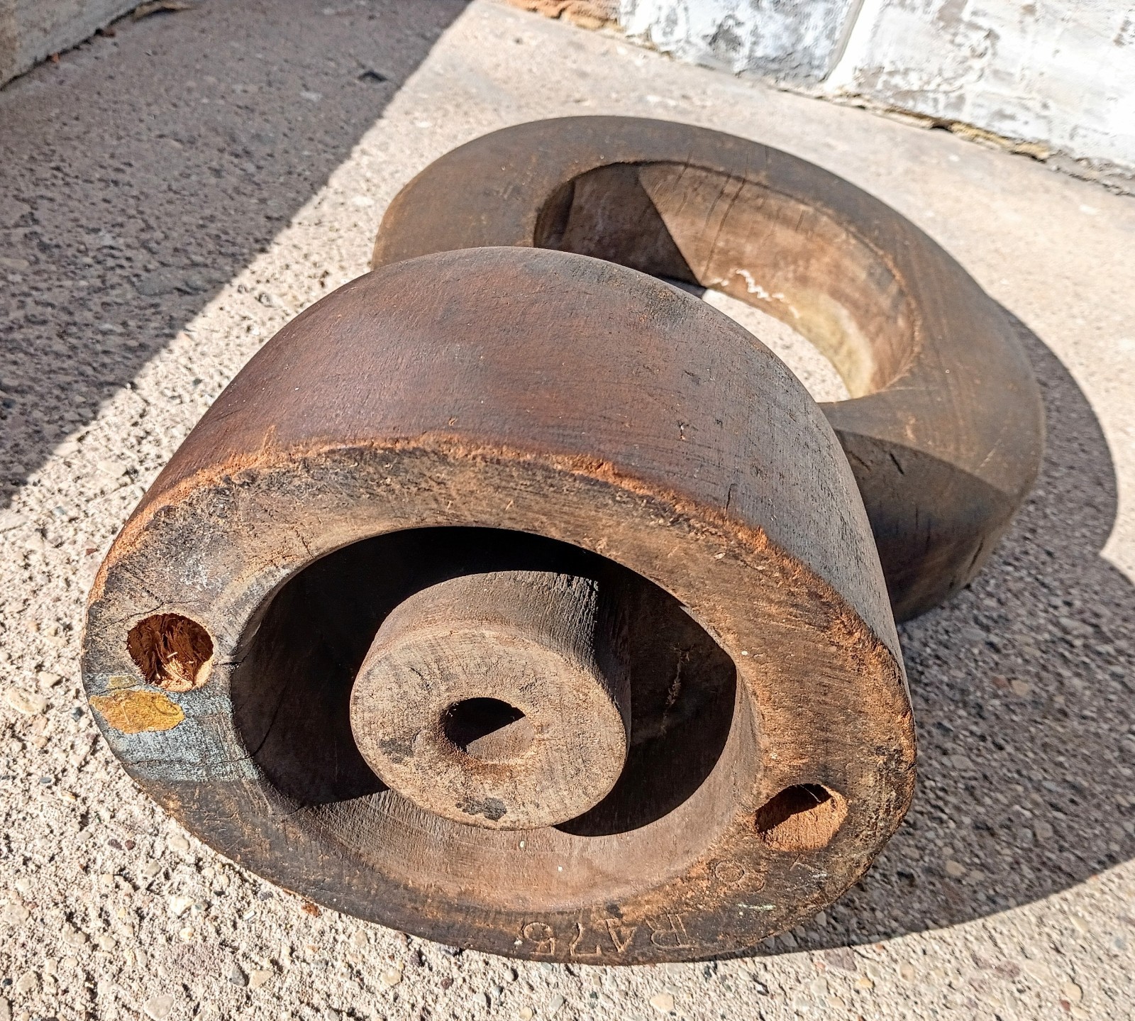 Antique Primitive Amish Solid Wood Millinery Block Dome 2 Piece Hat Form R475