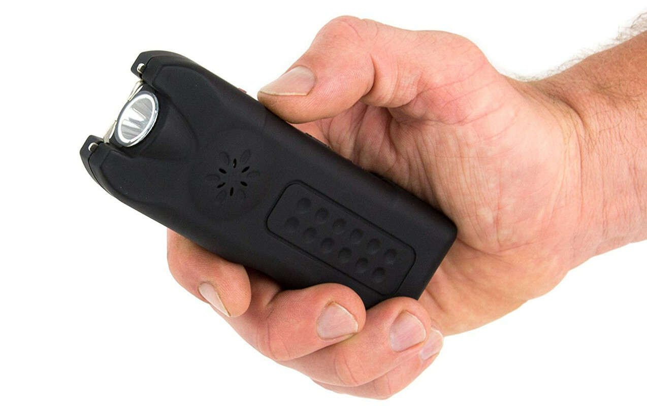 POLICE Stun Gun 628 700 BV Rechargeable LED Flashlight Siren Alarm Black