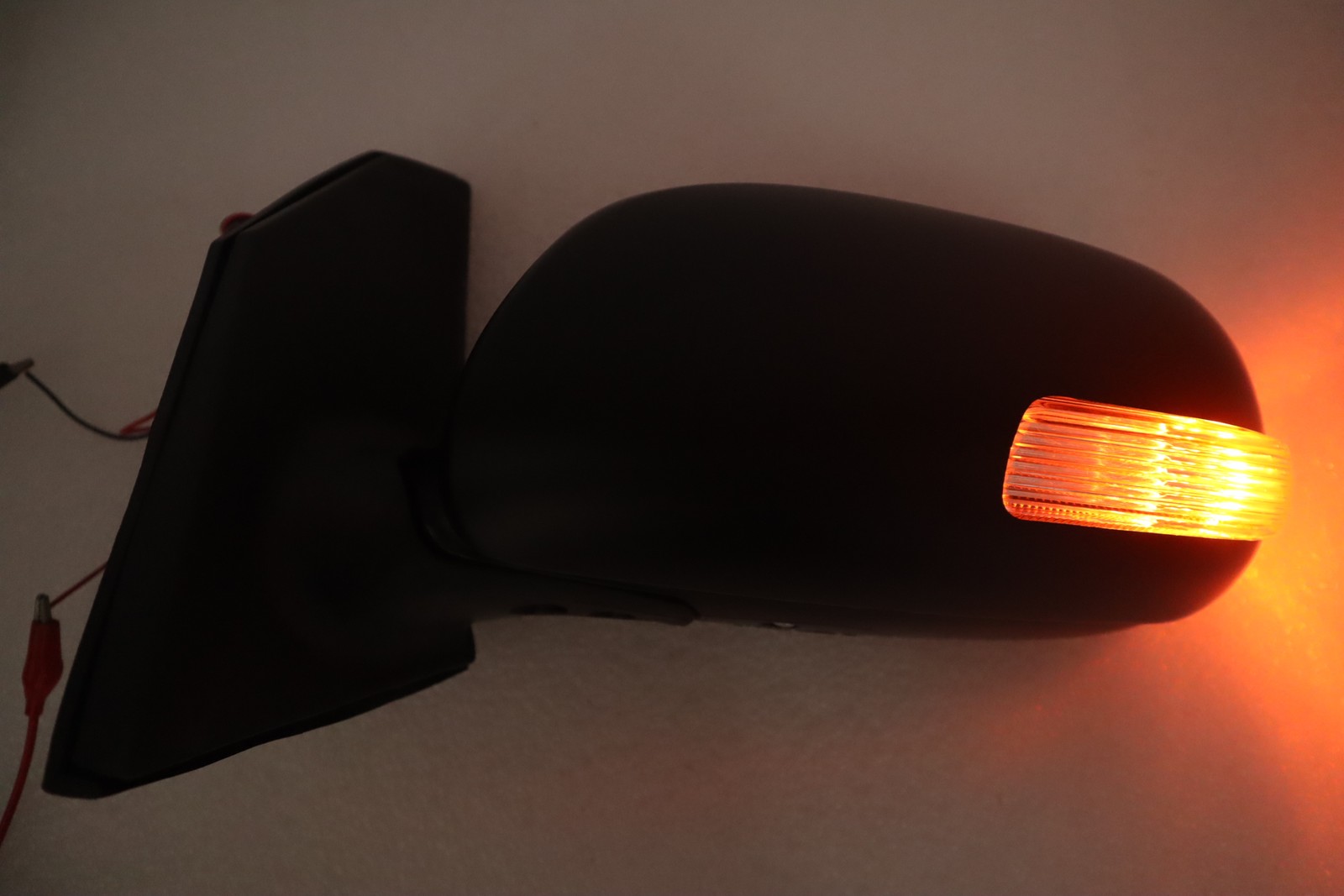 NEW Manual Fold LED Signal Side Mirror For 2003~04~05~06~07-2008 TOYOTA COROLLA