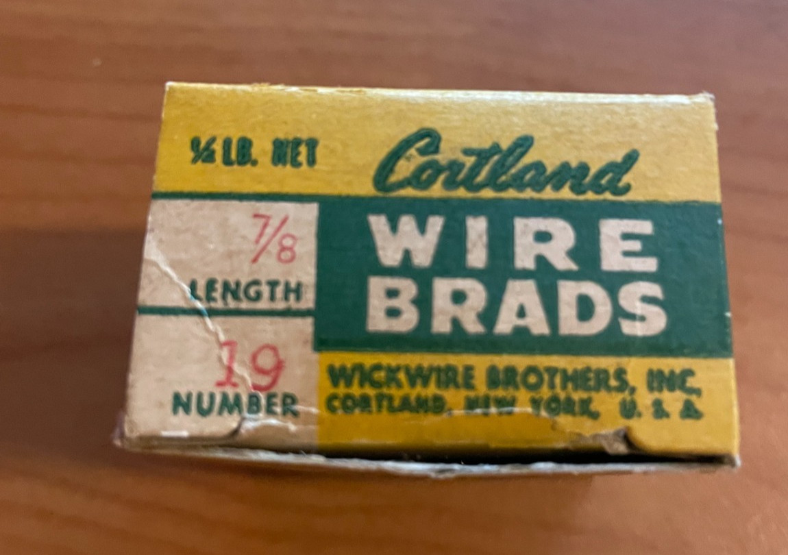 Vintage 7/8 #19 Cortland Wire Nails. Wickwire Brothers Inc. 1/2 lb Unused