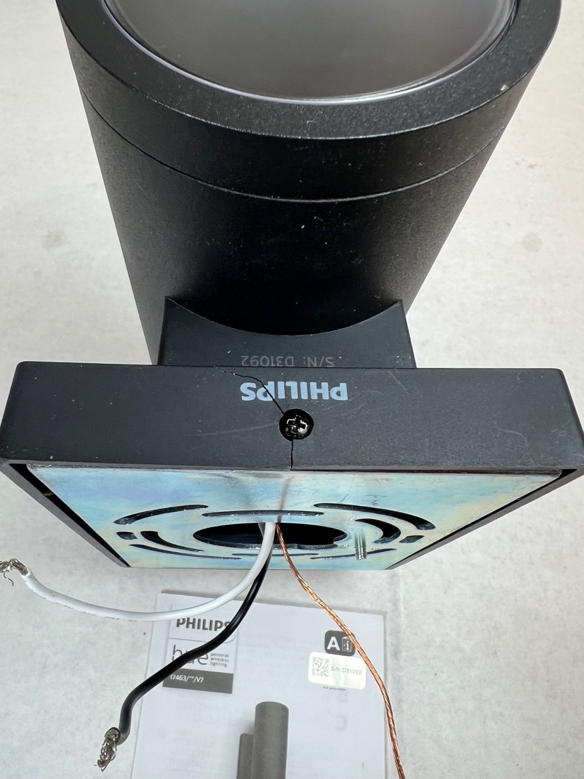 Philips Hue White & Color Ambiance Appear Wall Lantern- DAMAGED - Black