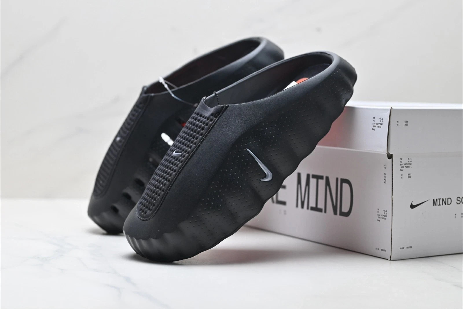 Mind 001 Slide Black Chrome HQ4307-001 Women's / Men's Size US 4-11