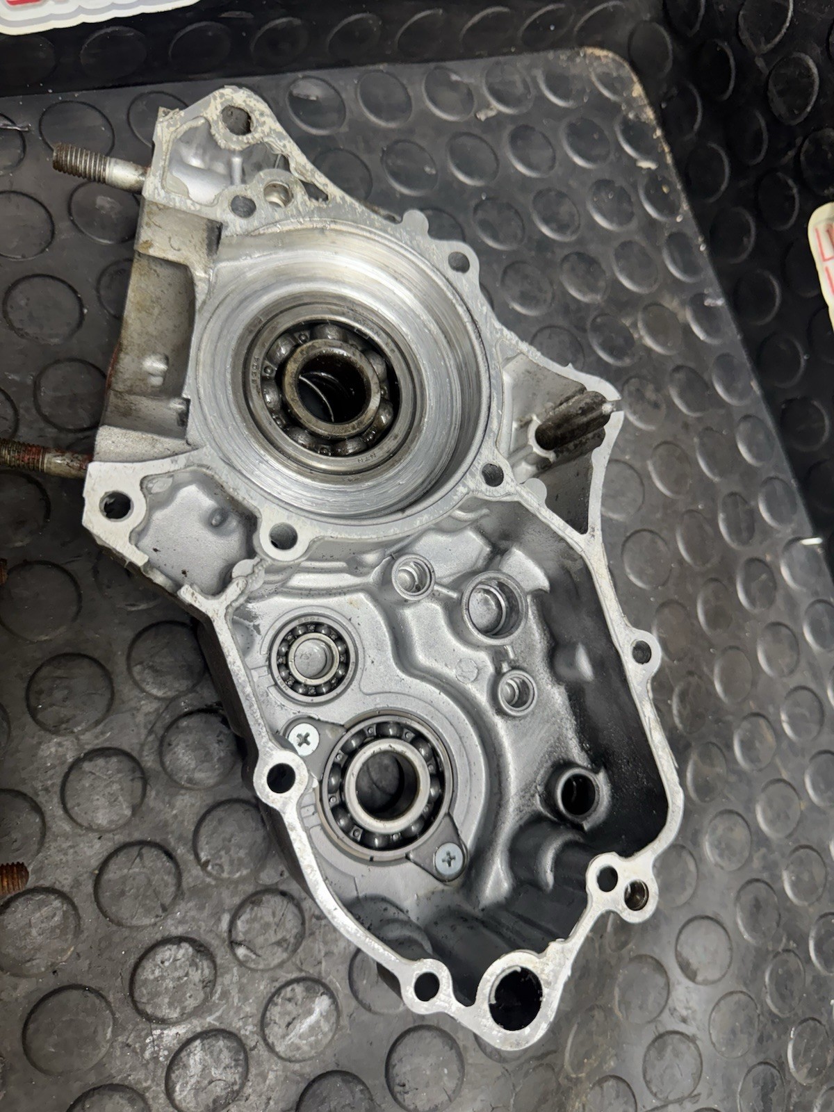 01 02 03 04 05 Kawasaki KX85 KX100 GENUINE OEM CRANKCASE SET L & R CASES