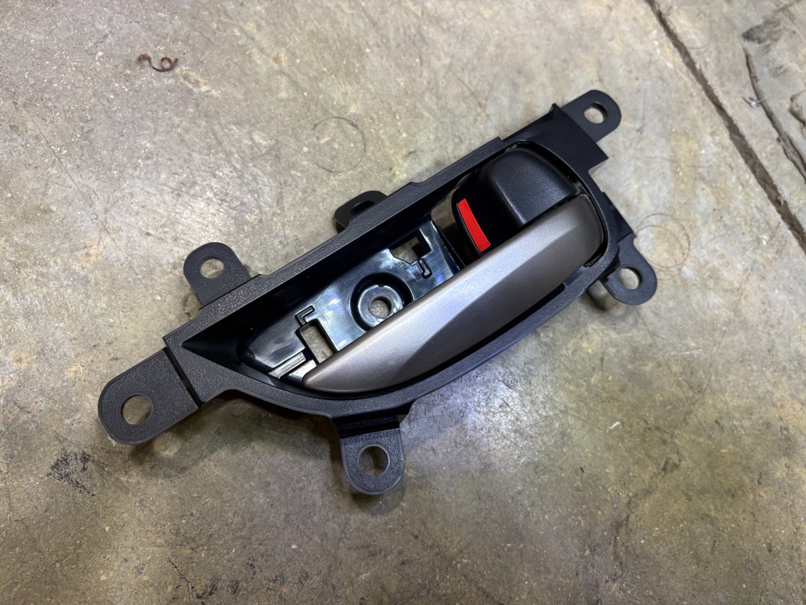 2015-2021 LEXUS NX200T REAR PASSENGER SIDE DOOR INTERIOR HANDLE OEM