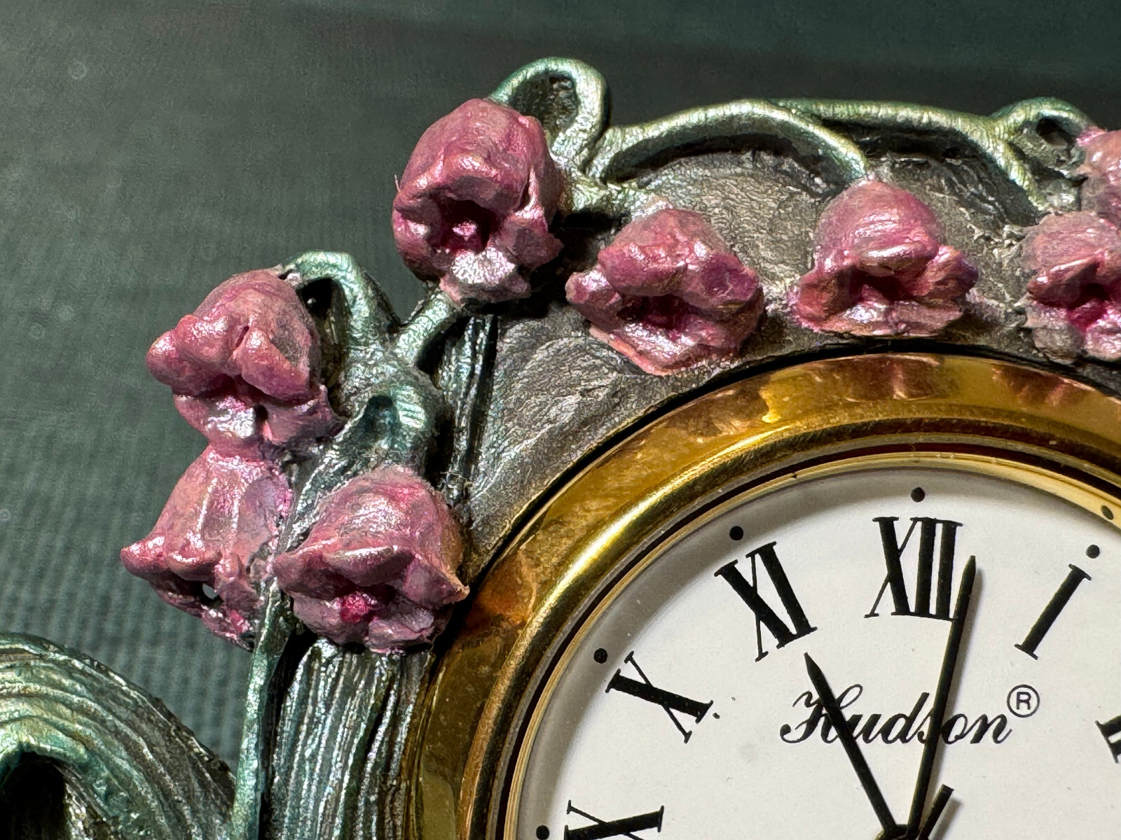 VTG & Rare Lily of the Valley - Hudson - Fine Pewter - Desk/Shelf Clock #3611