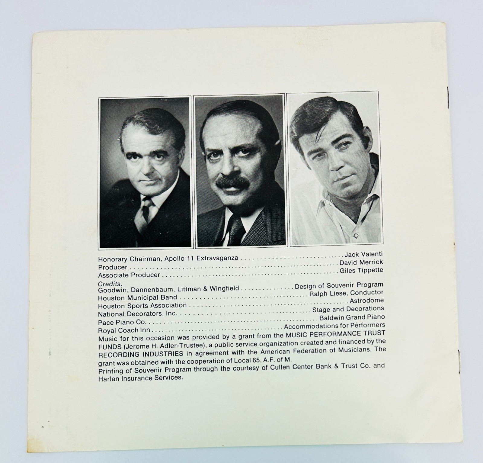 1969 APOLLO 11 Extravaganza NASA Astrodome Souvenir Program – Sinatra, Aldrin