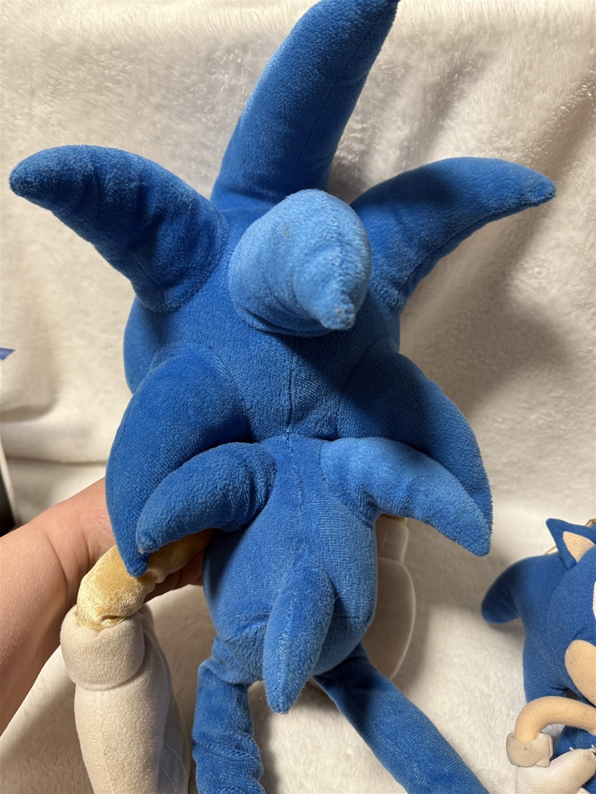 LOT OF 2 SONIC THE HEDGEHOG PLUSH STUFFED TOYS "COULD USE CLEANING"