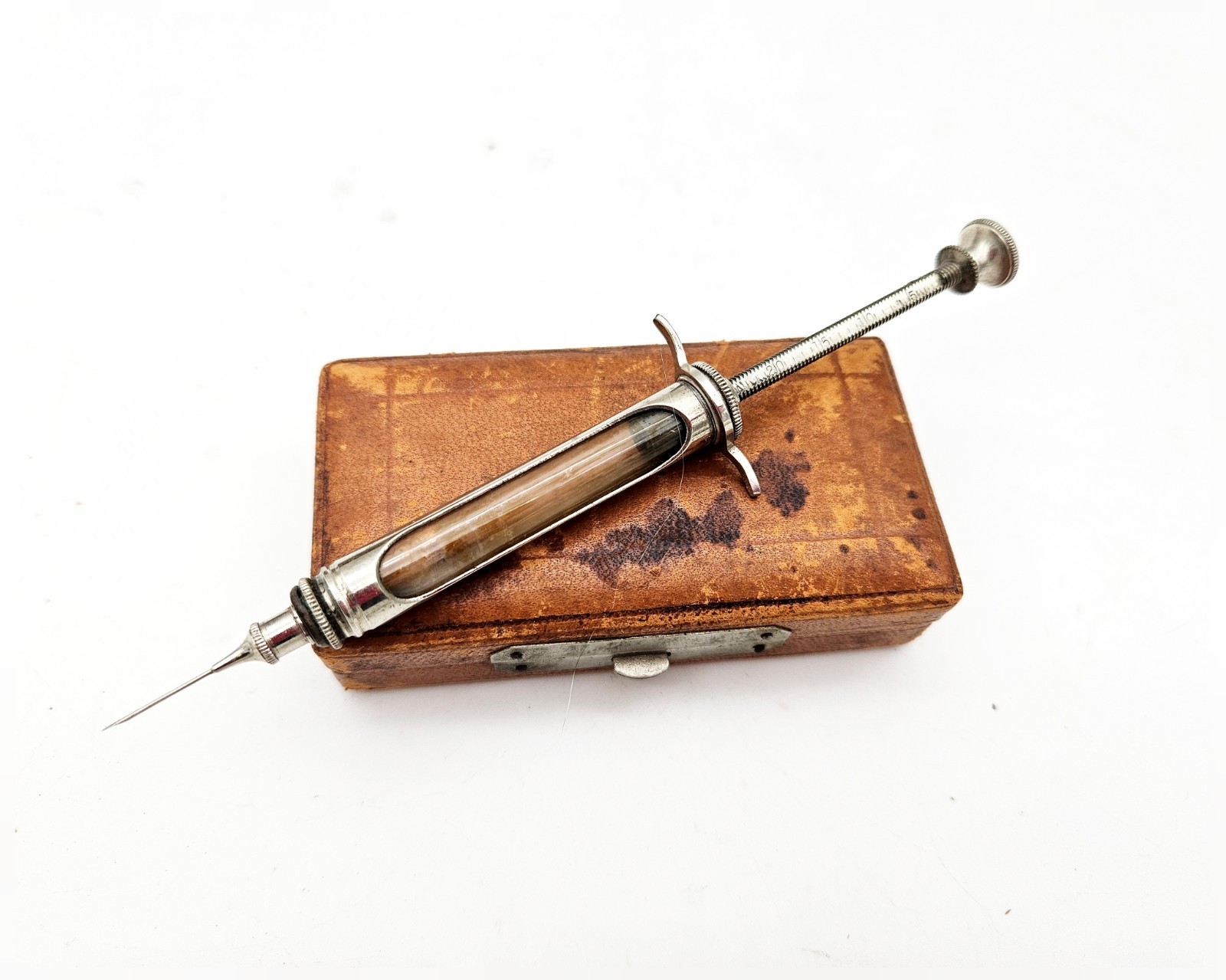 Antique Medical Surgical Glass Metal Syringe Hypodermic Leather Case Set Needle