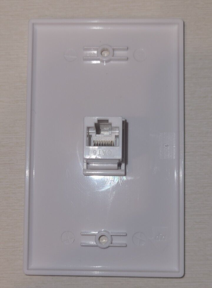 1 New Ethernet Wall Plate CAT6 1-Port RJ45 Single Gang Network Female White
