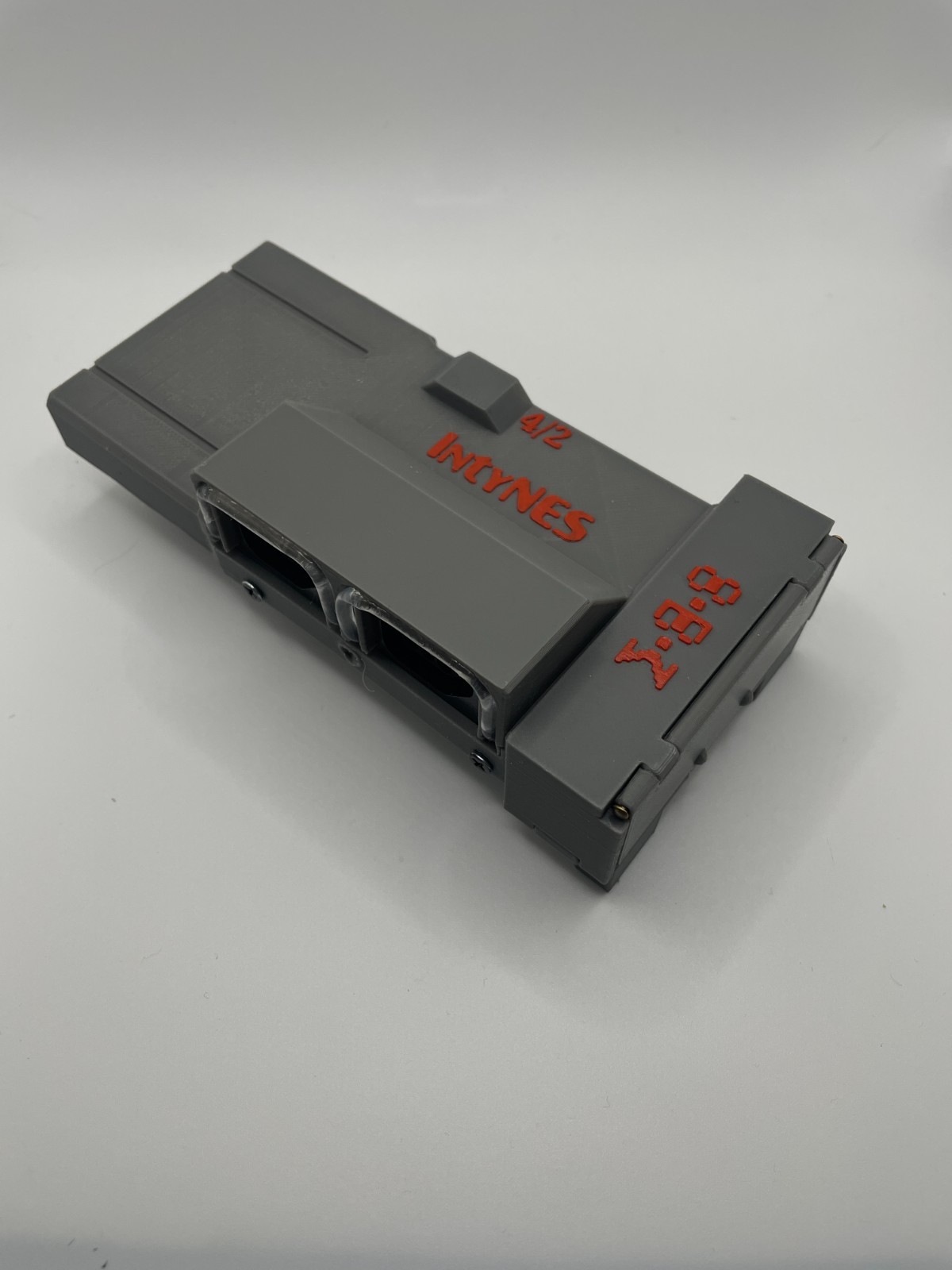 Intellivision IntyNES (2 x NES Joystick ports including Zapper support)