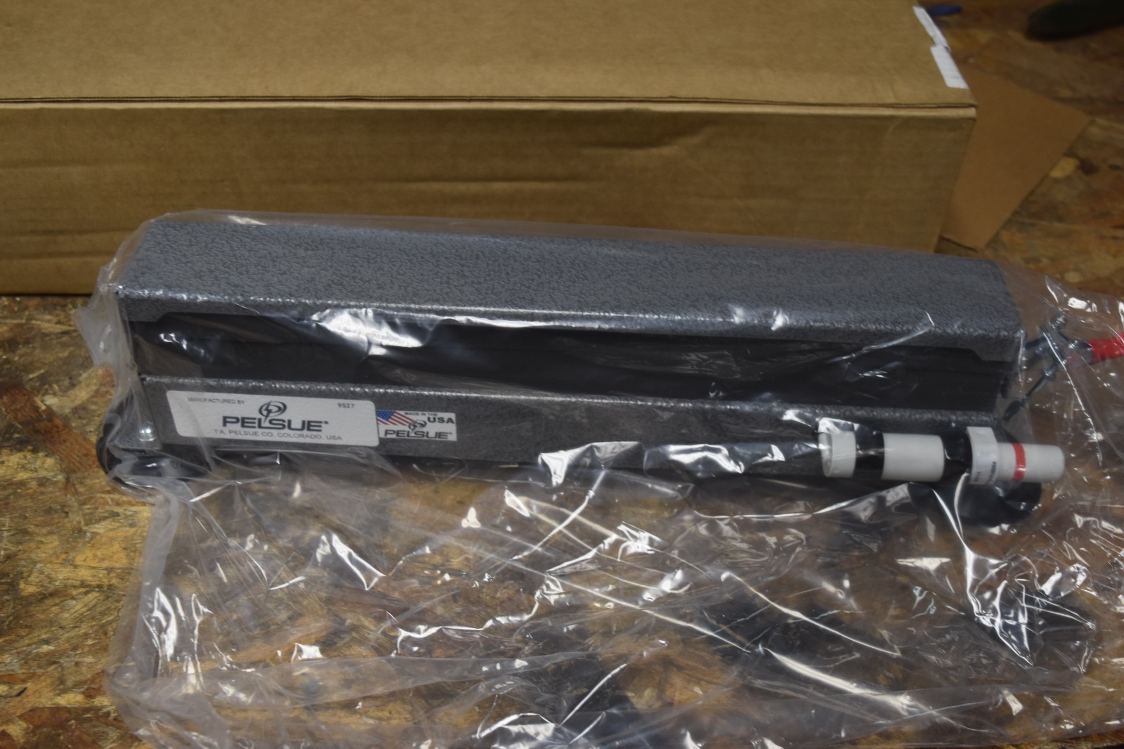 Pelsue 9S27 Fiber Optic Cable Clamp, Suction Cup NOS FREE SHIPPING