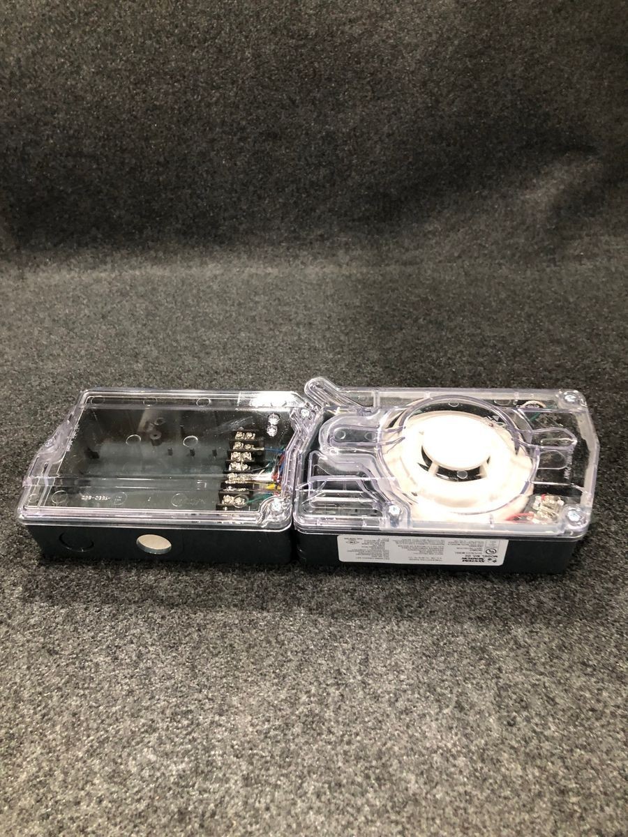 SYSTEM SENSOR 2-Wire D2 Photoelectric Duct Smoke Detector