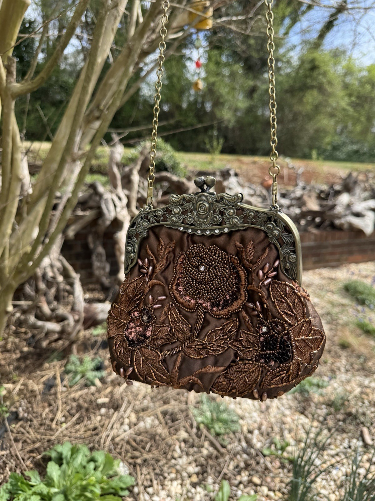 Vintage Beaded Evening Bag Brown Kiss Lock Closure Bronze Metal