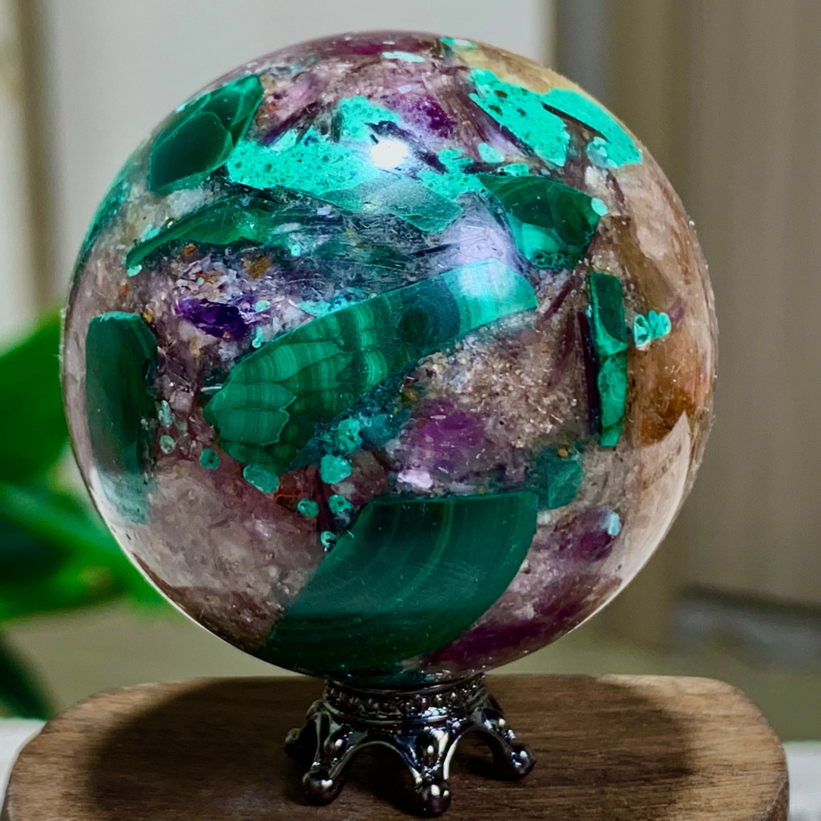 125G Newly discovered rare malachite purple mica symbiotic sphere restoration