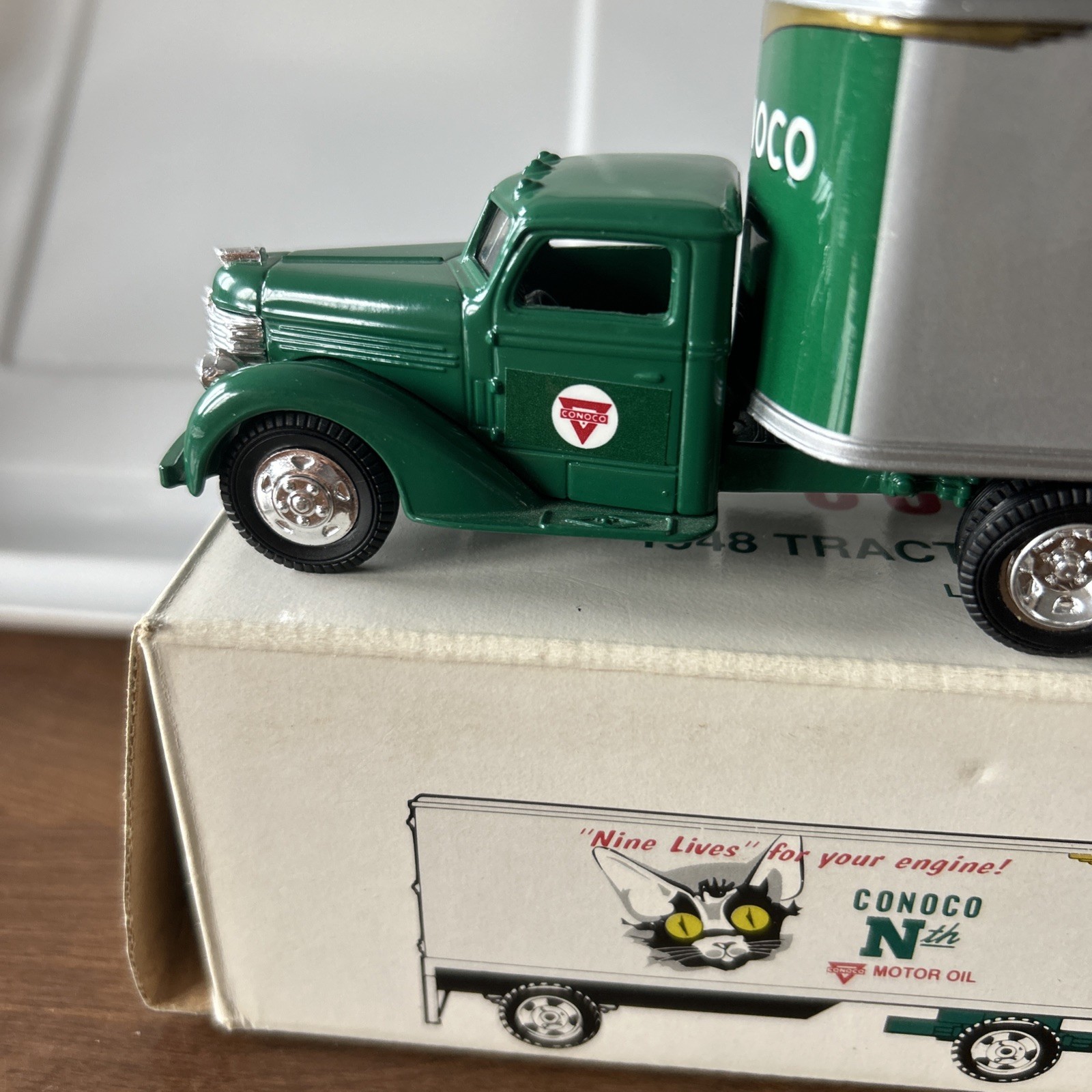 Conoco Nth Motor Oil 1948 Tractor Trailer Ertl Diecast Bank Limited Edition