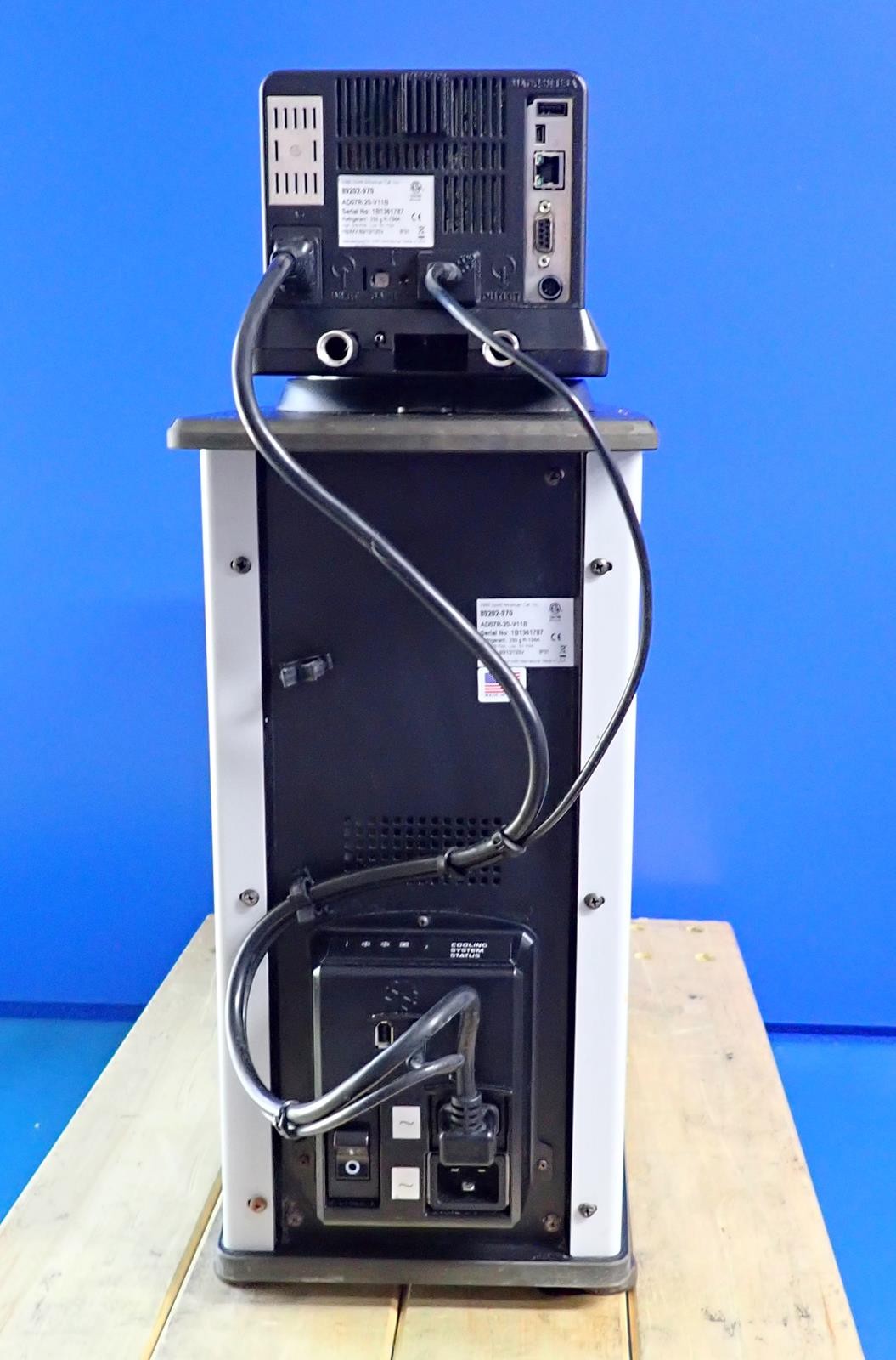 VWR AD07R-20-V11B Heated / Refrigerated Circulator, 7L w/ Lid | 89202-970