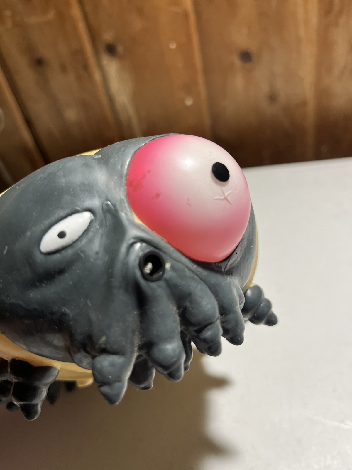 Gemmy "Magnificent Maggot" Grub Slug Insect Bug lights up w/ sound READ