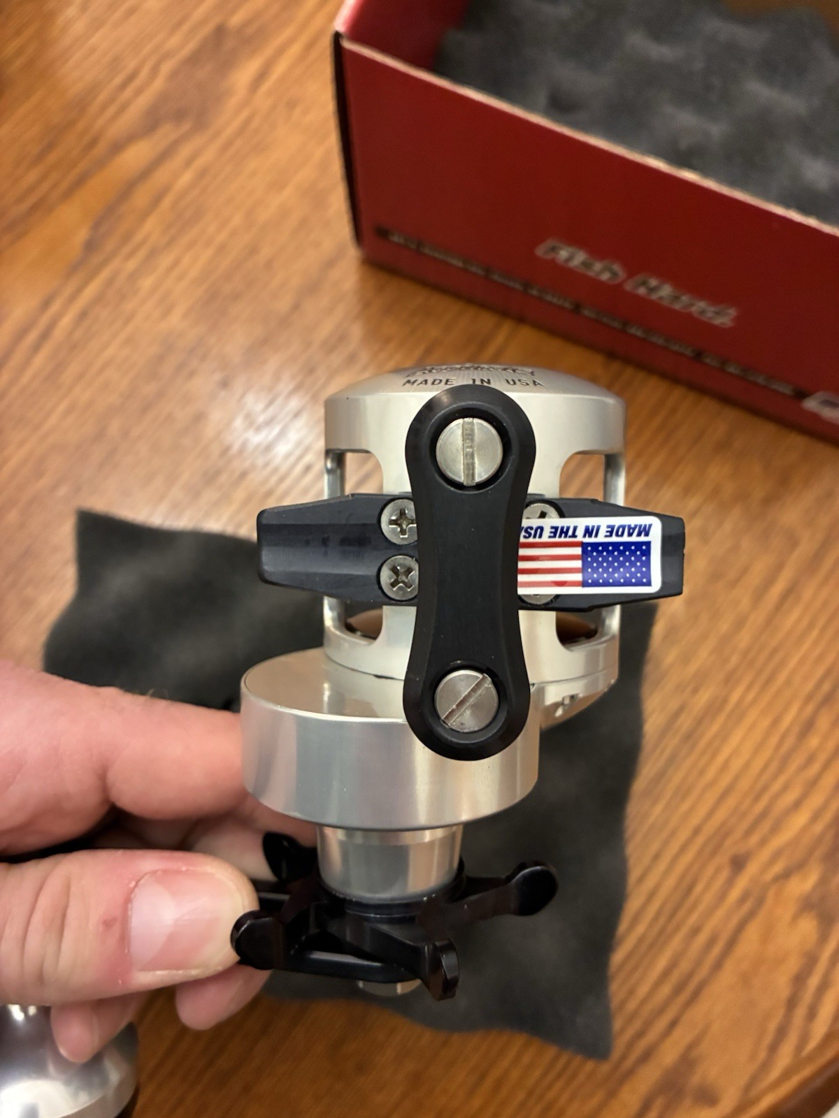 Accurate Tern 400 Baitcasting Reel Right Hand