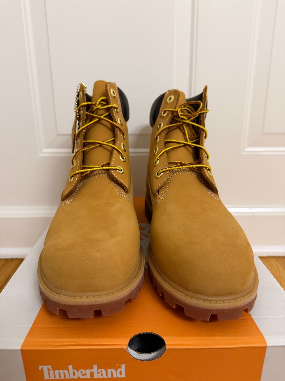 NEW Timberland 6 Inch Boot Wheat Nubuck Premium TB010061-713 Men's Sz 9-12