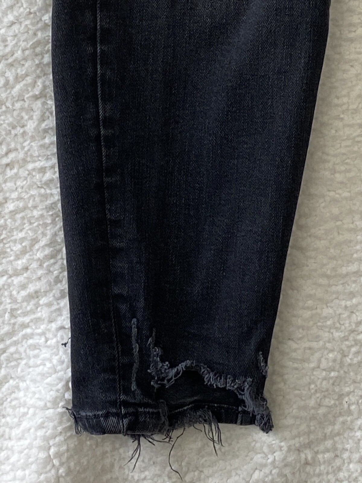 Zara Destressed Jeans Womens 34 Button Fly Cropped Black Skinny Raw Hem Mid Rise