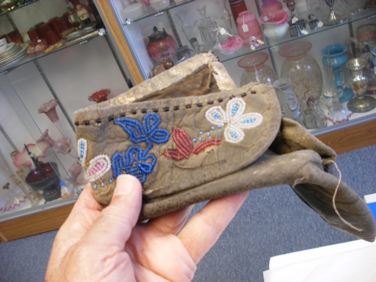 Antique Vtg Native American Plains Indian Beaded Moccasins - Damage - As-is!