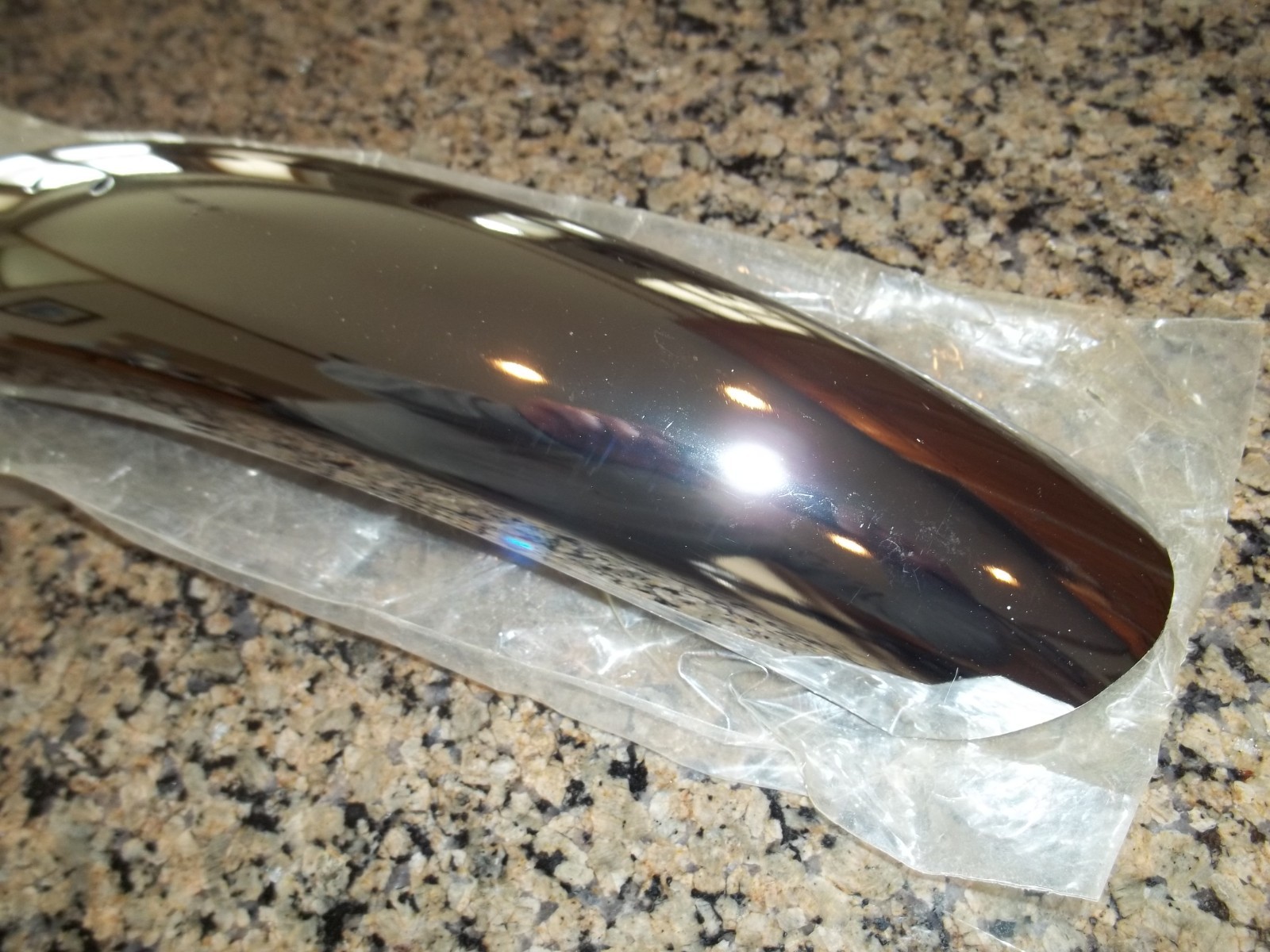 NOS 65/68 SCHWINN DELUXE STINGRAY FRONT CALIPER STYLE RAZOR-EDGE FENDER CHROME