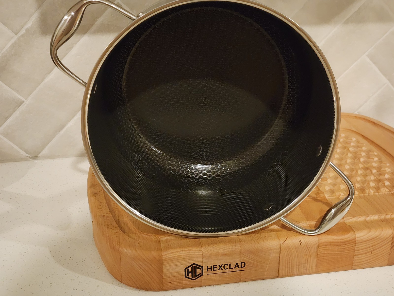 HEXCLAD Non-Stick 8 QUART STOCK POT Pan w/ Glass Lid Cookware 10” - BRAND NEW!