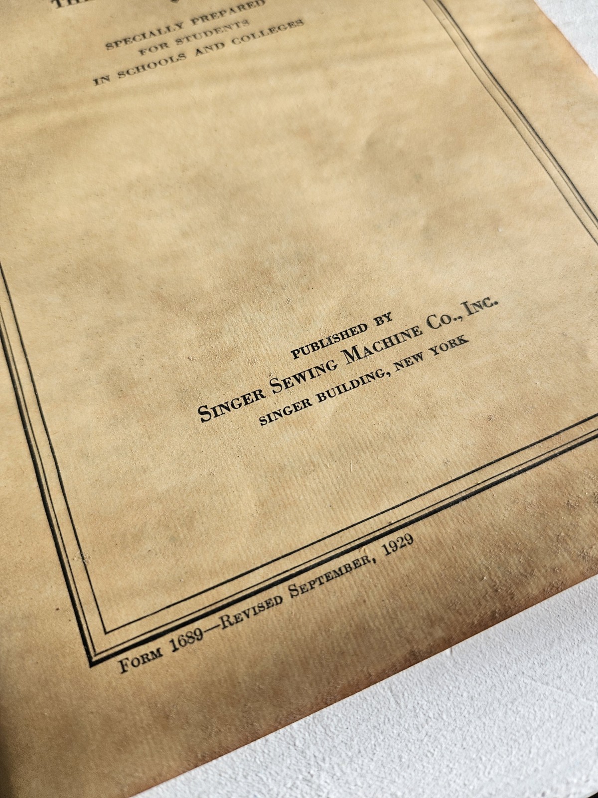 1929 A Manual Of Family Sewing Machines Singer