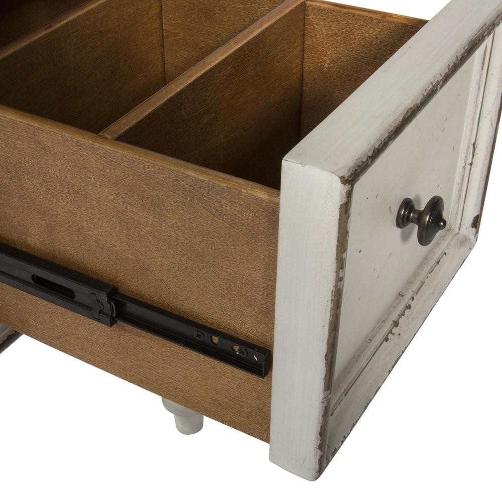 Magnolia Manor 3 Piece Vanity Set in Antique White