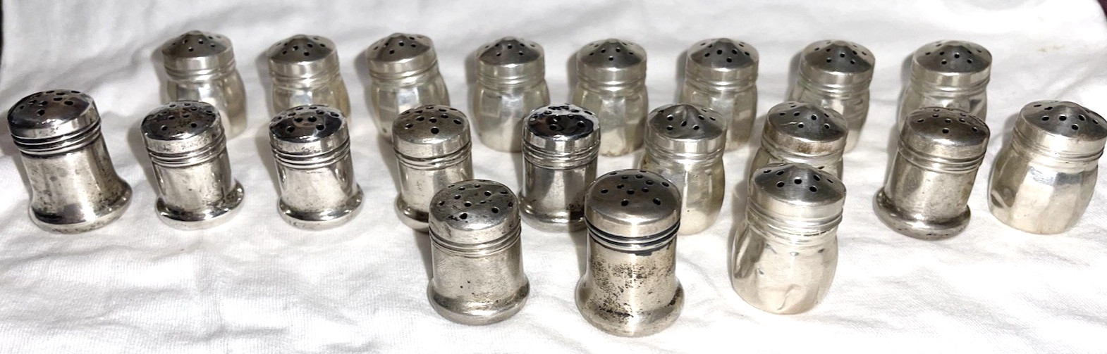 LOT of 20 Sterling Silver Salt & Pepper Mini Shakers 80 Grams ☚☚☚☚👀