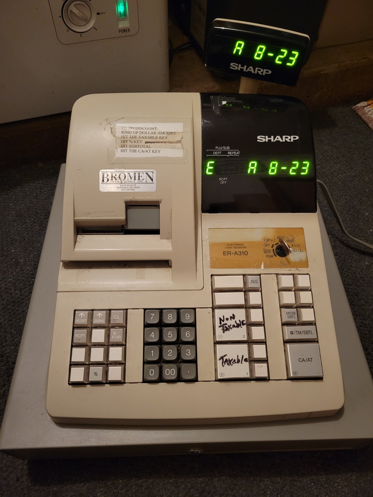 Sharp Electronic Cash Register ER-A310 With Key  Tested Needs Paper
