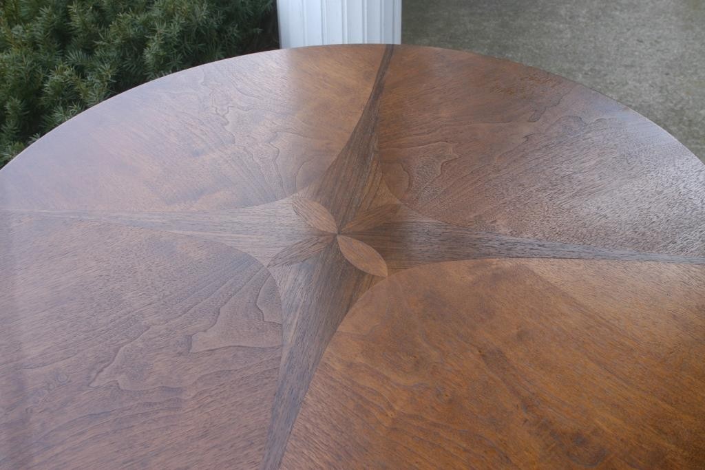 Broyhill Brasilia Cathedral Round Table Top (6150-14)