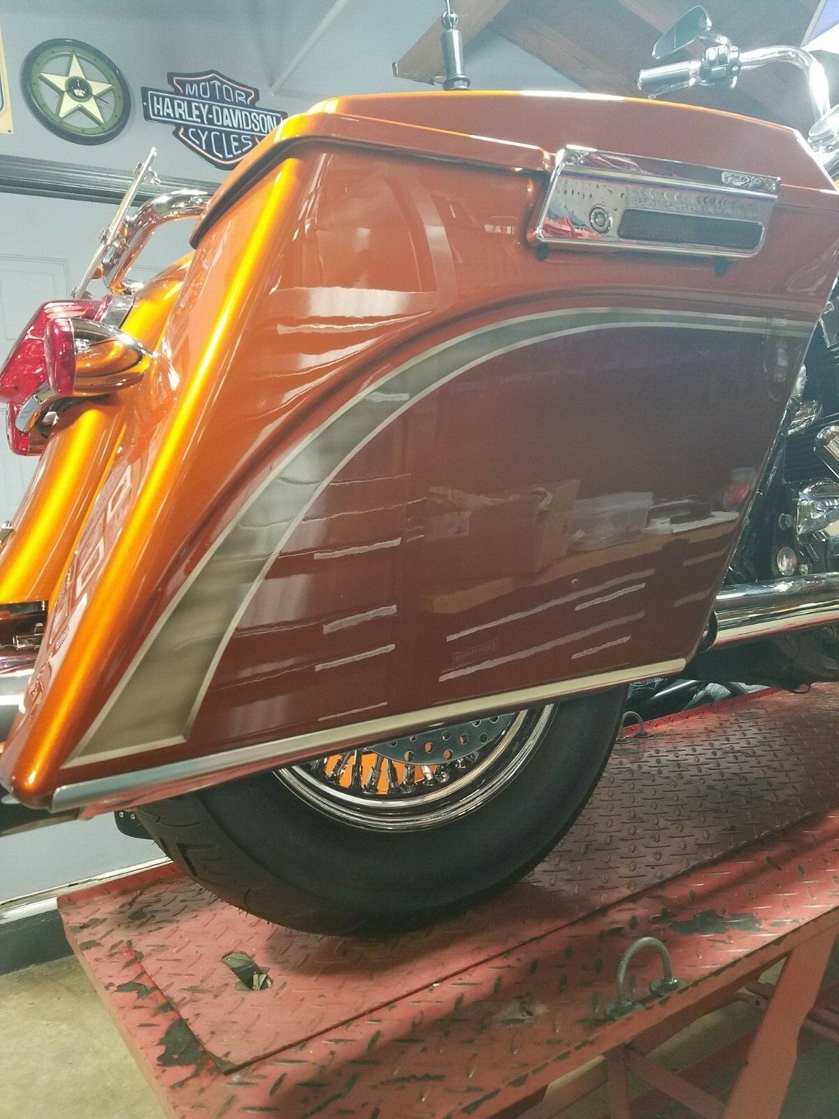 Skid plates for Harley and Aftermarket Stock & Extended Saddlebags *PLEASE READ