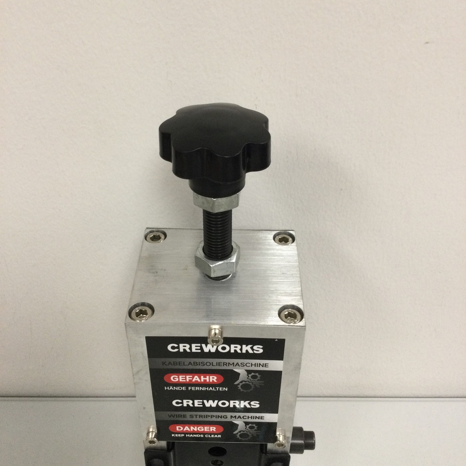 Creworks Manual Wire Stripper Machine – 0.06″–1″ Drill-Powered Cable (READ)